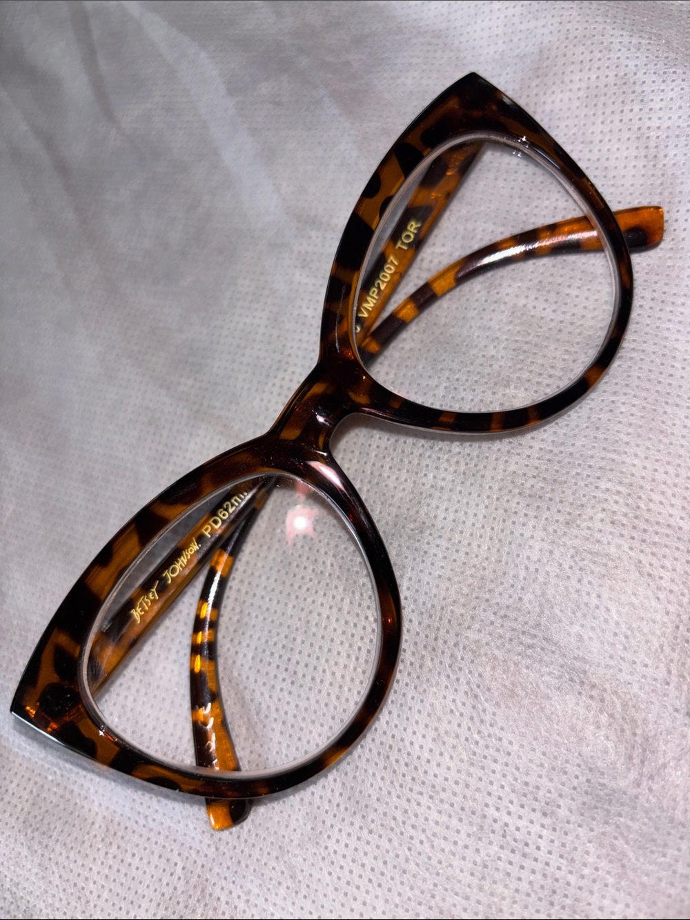 Betsey Johnson +2.00 Tortoise Shell Cat Eye Women's Reading Glasses Brown